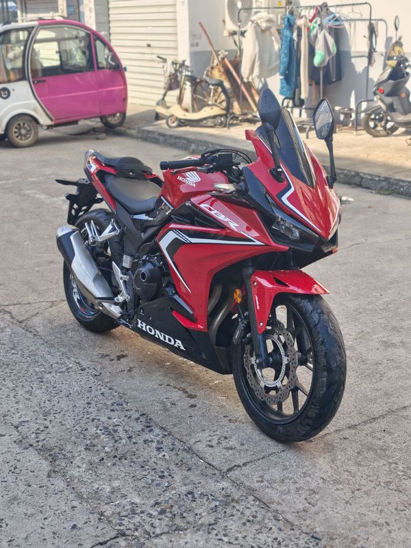 二手本田CBR400R