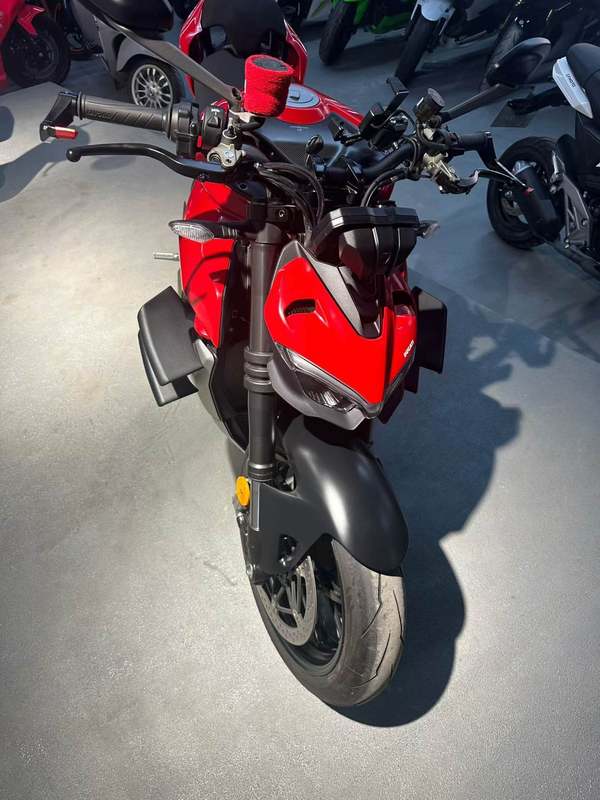 二手杜卡迪Street Fighter V4