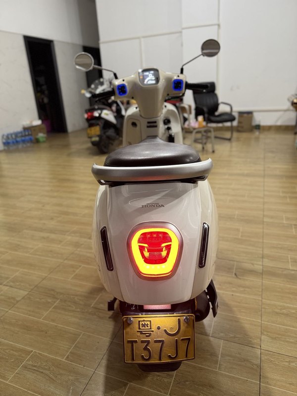 二手五羊本田NWF125