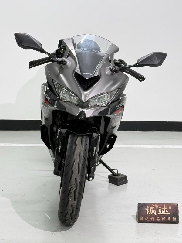 二手川崎ZX-4R