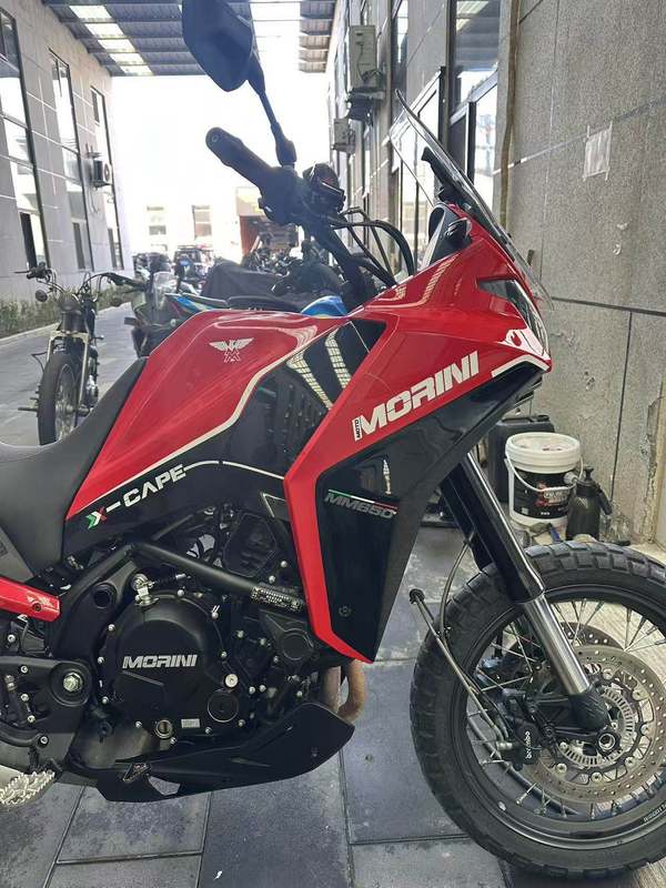 二手摩托莫里尼X-Cape 650