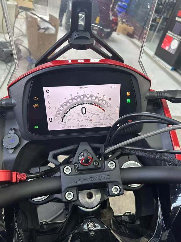 二手摩托莫里尼X-Cape 650