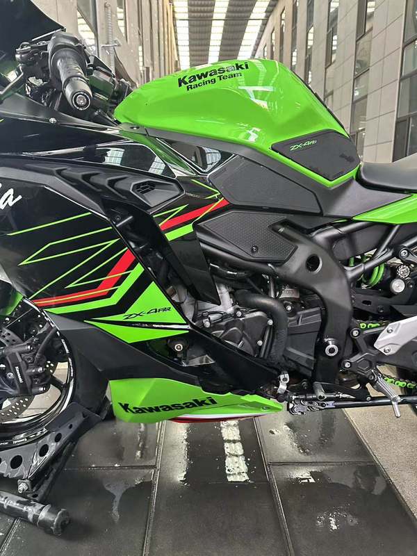 二手川崎ZX-4R