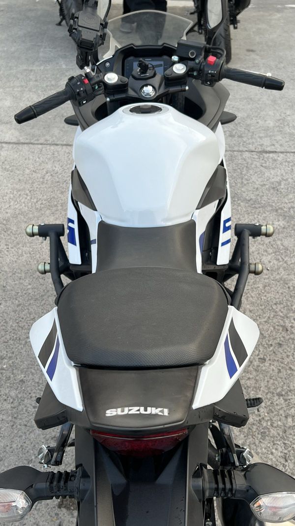二手豪爵铃木GSX250R