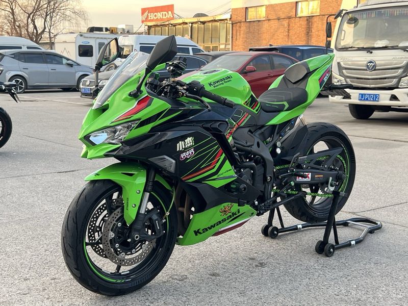 二手川崎ZX-4R