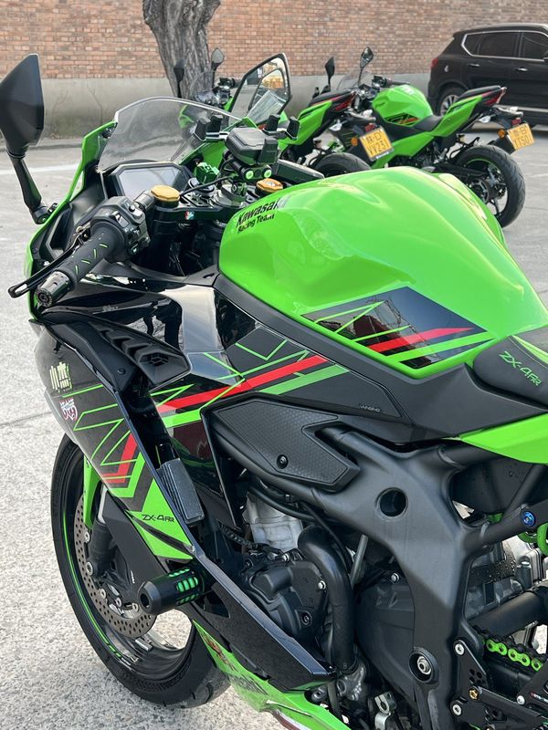 二手川崎ZX-4R