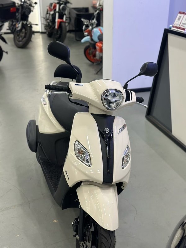 二手建设雅马哈巧格i