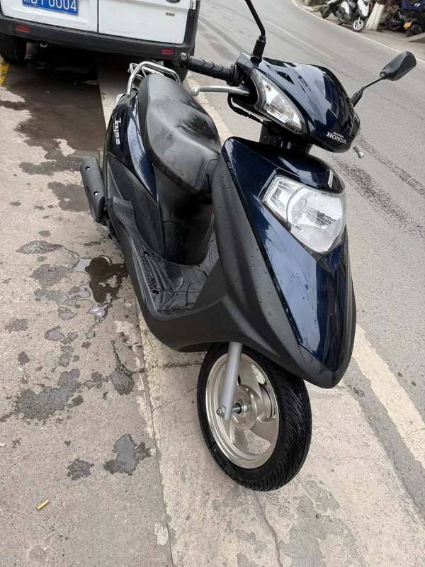 二手五羊本田SCR 喜鲨125