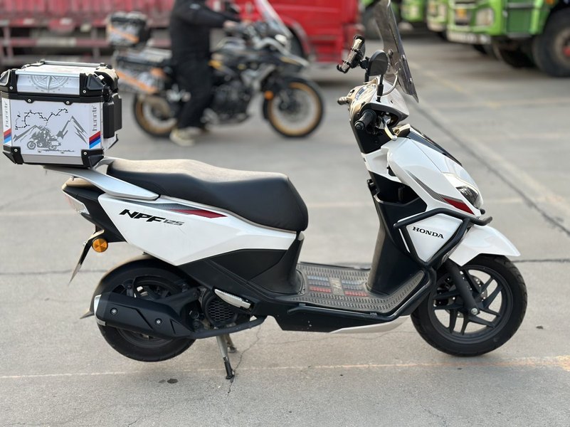 二手五羊本田NPF125
