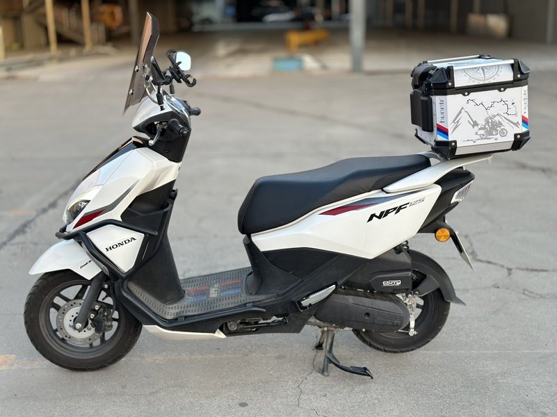二手五羊本田NPF125