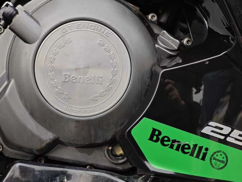 二手贝纳利龙卷风 Tornado 252R