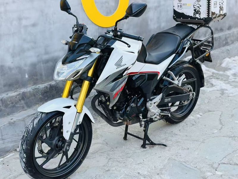 二手五羊本田CB190R 暴锋眼