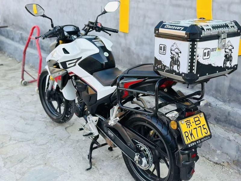 二手五羊本田CB190R 暴锋眼