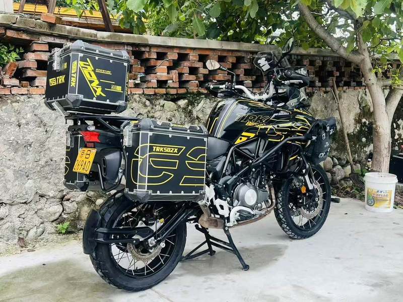 二手贝纳利金鹏 TRK502