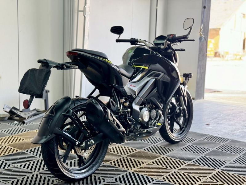 二手贝纳利小迅龙 BN150S