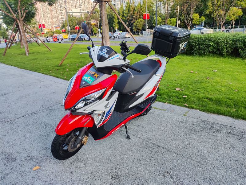 二手新大洲本田裂行 RX125Fi