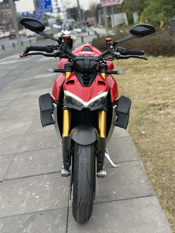 二手杜卡迪Street Fighter V4