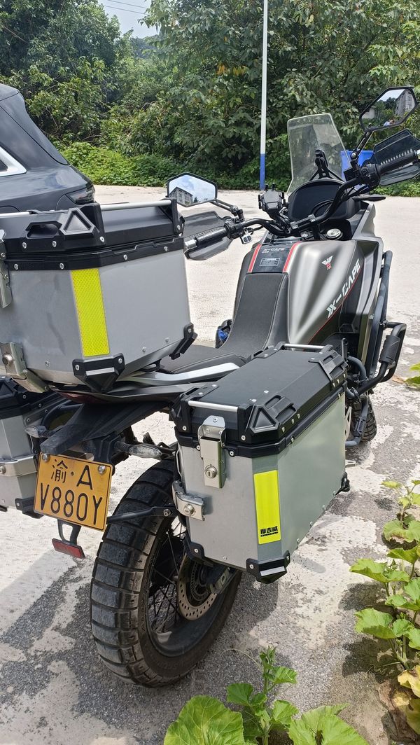 二手摩托莫里尼X-Cape 650