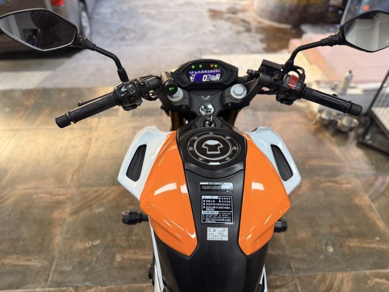 二手五羊本田CB190R 暴锋眼