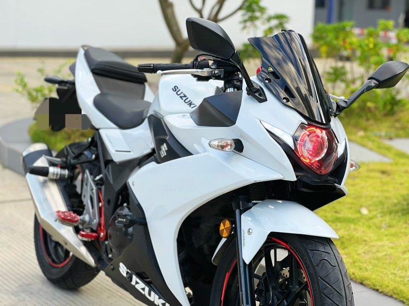 二手豪爵铃木GSX250R