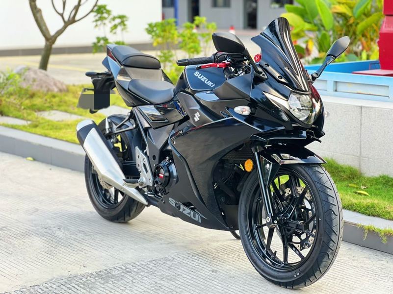 二手豪爵铃木GSX250R