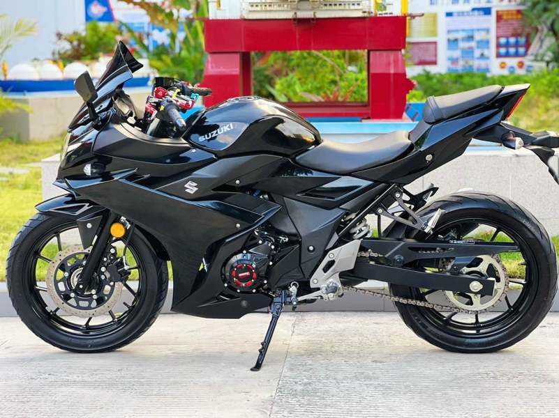 二手豪爵铃木GSX250R