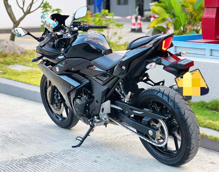 二手豪爵铃木GSX250R