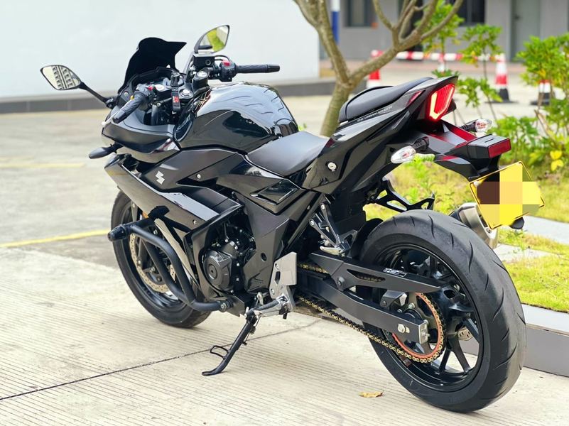 二手豪爵铃木GSX250R