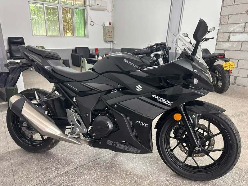 二手豪爵铃木GSX250R