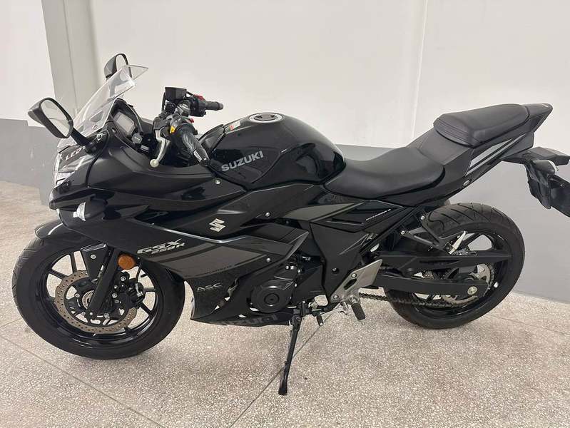 二手豪爵铃木GSX250R