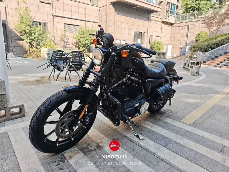 二手哈雷戴维森Iron883 硬汉