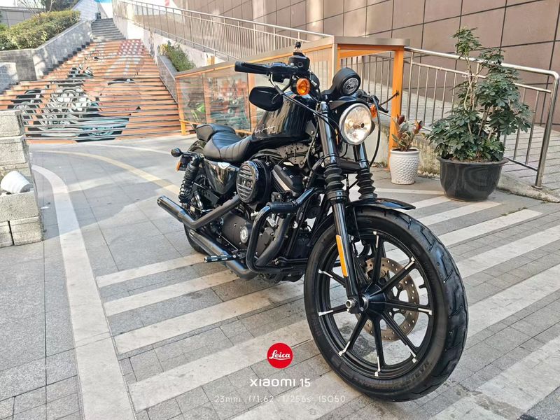 二手哈雷戴维森Iron883 硬汉