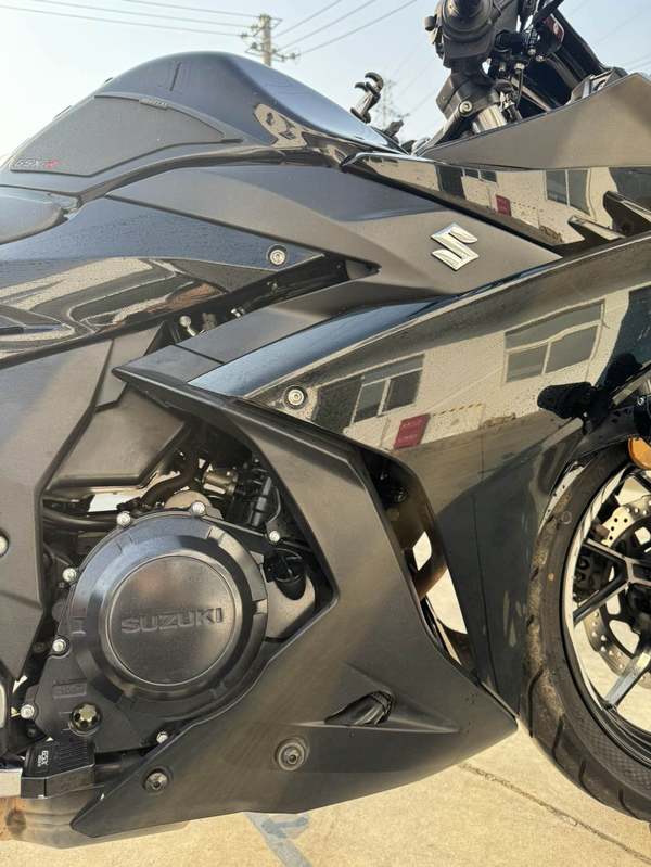 二手豪爵铃木GSX250R