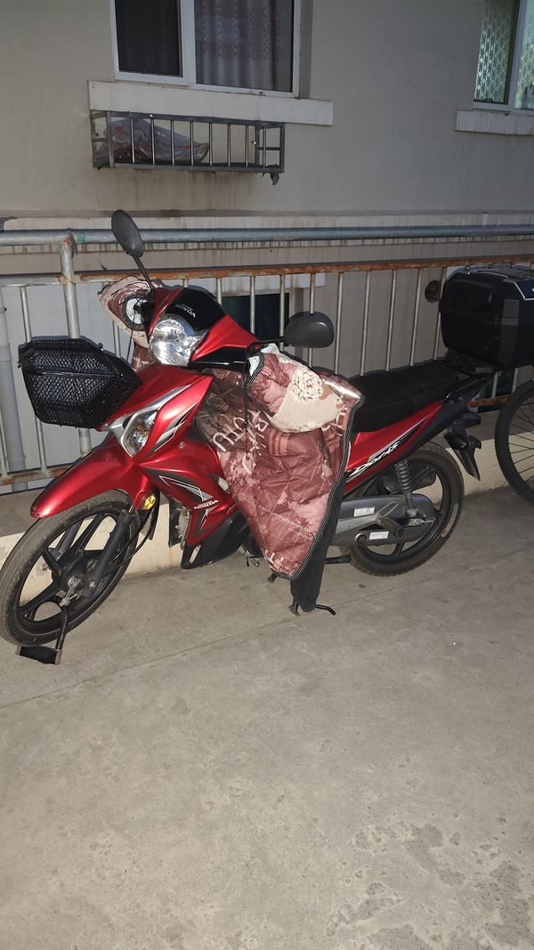 二手五羊本田凯影125