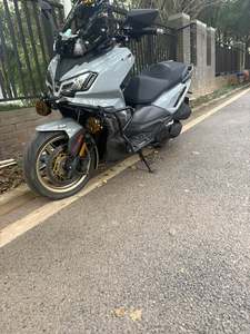 二手三阳哈士奇 Husky ADV300