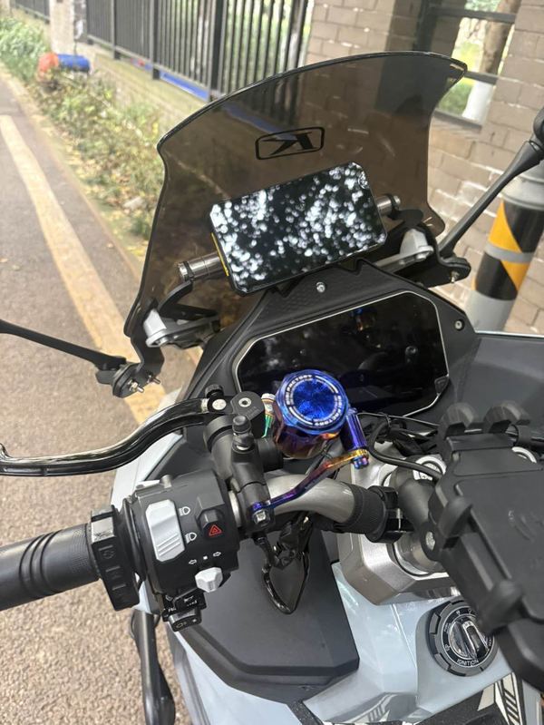 二手三阳哈士奇 Husky ADV300