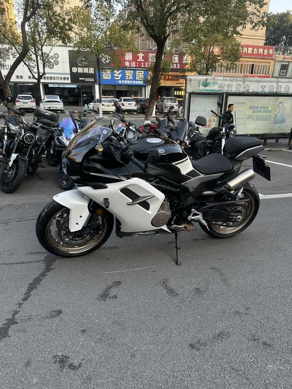 二手春风500SR VOOM