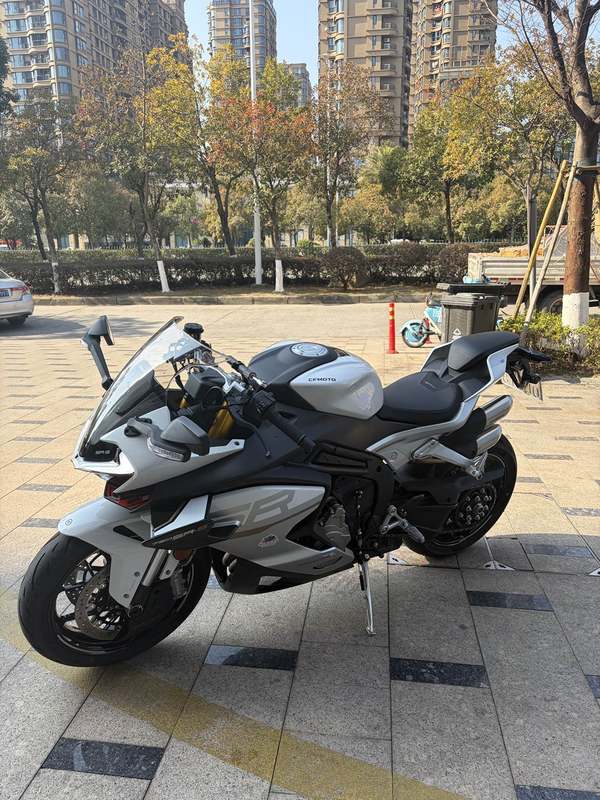 二手春风750SR-S