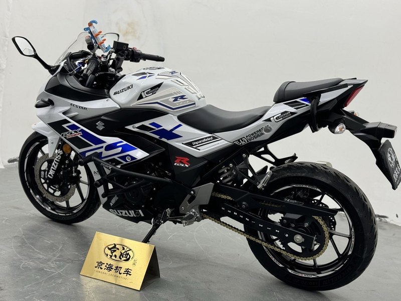二手豪爵铃木GSX250R
