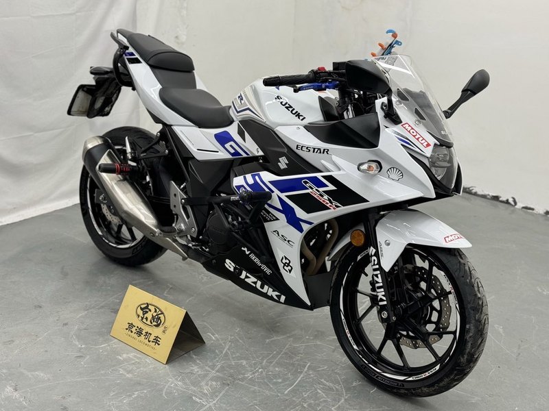 二手豪爵铃木GSX250R