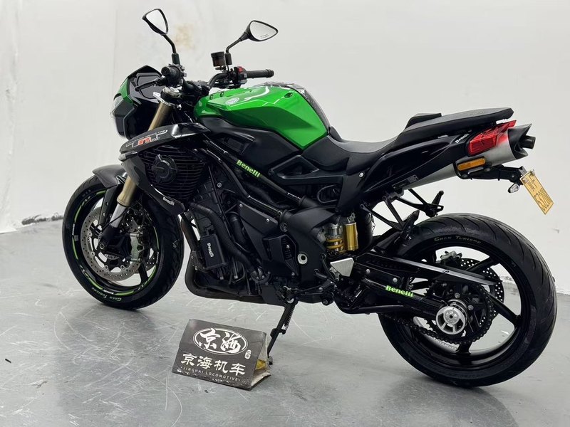 二手贝纳利TNT899