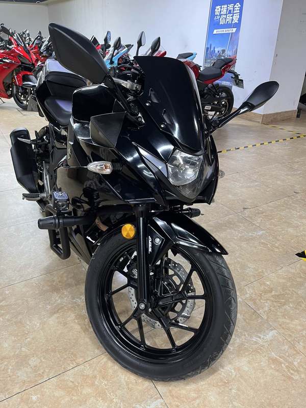 二手豪爵铃木GSX250R