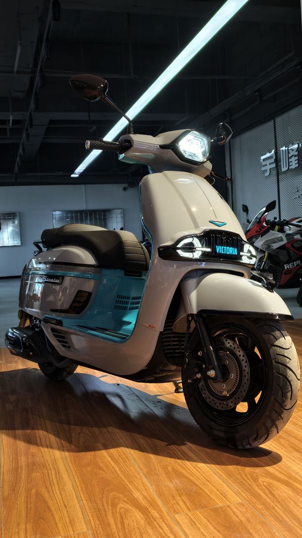 二手维多利亚Sixties 150Si