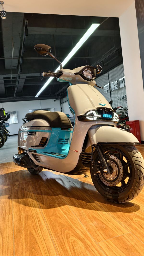 二手维多利亚Sixties 150Si