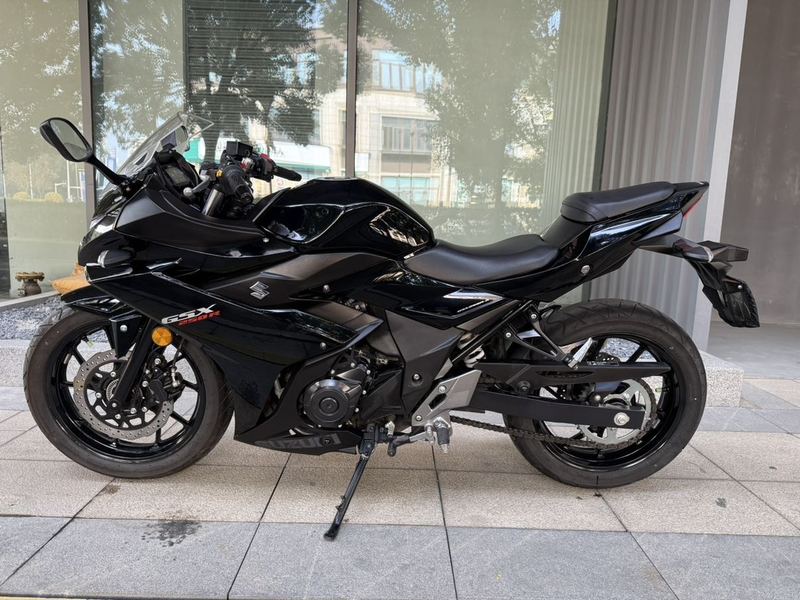 二手豪爵铃木GSX250R