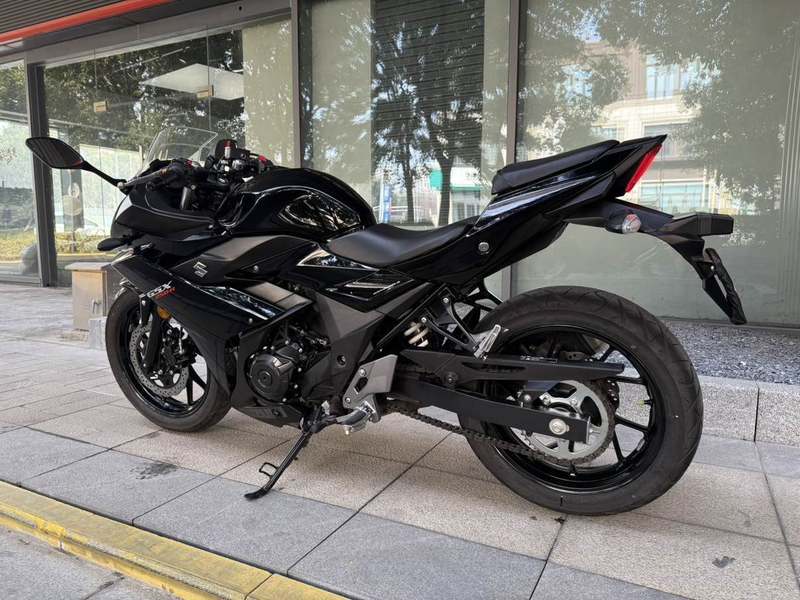 二手豪爵铃木GSX250R