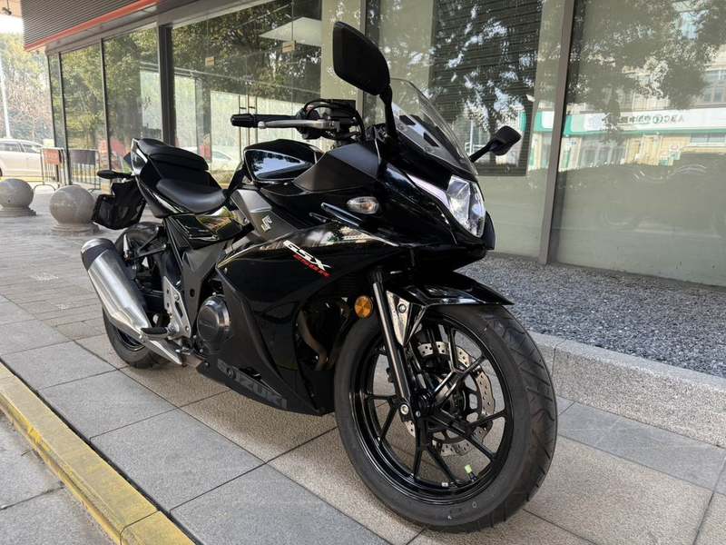 二手豪爵铃木GSX250R