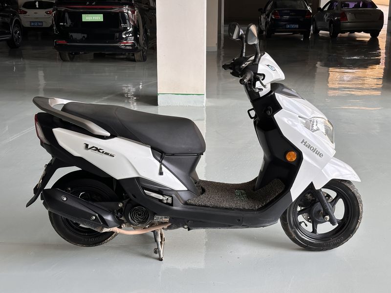 二手豪爵虎鲨VX125