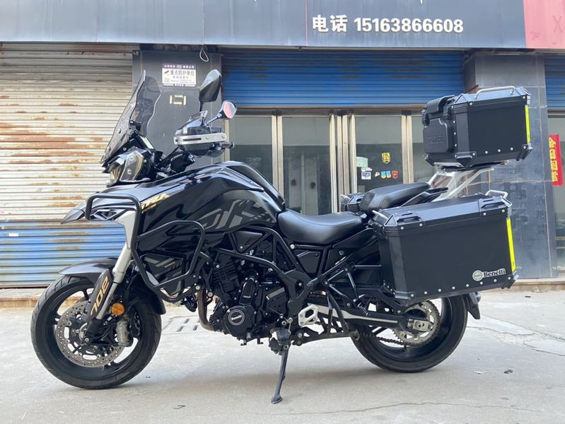 二手贝纳利TRK702