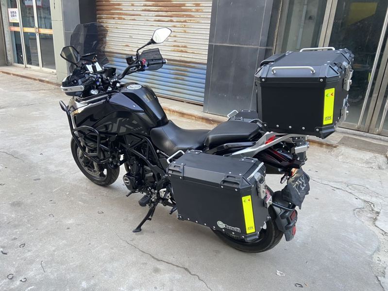 二手贝纳利TRK702